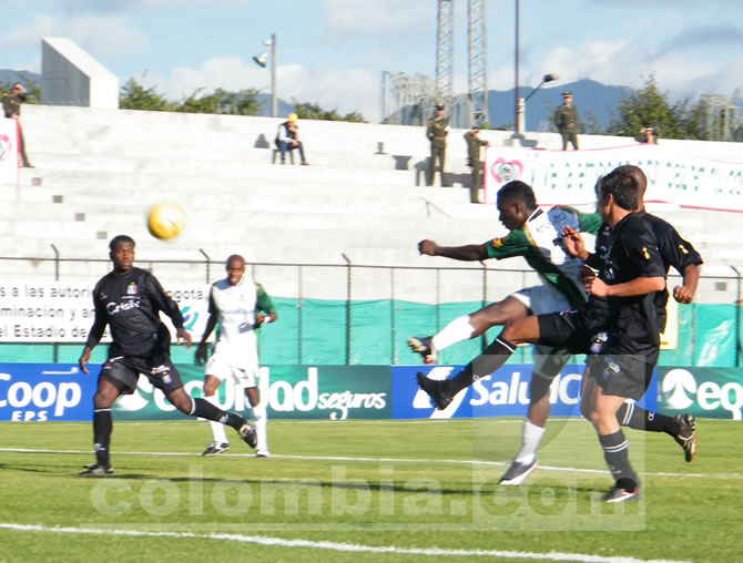 Equidad 1-1 Once Caldas, en el Metropolitano de Techo - Foto: Tomás Guzmán Torres - Colombia.com