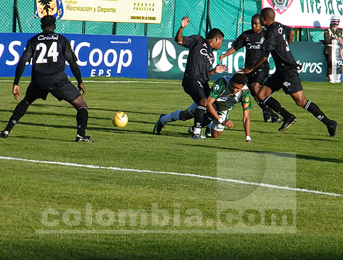 Equidad 1-1 Once Caldas, en el Metropolitano de Techo - Foto: Tomás Guzmán Torres - Colombia.com