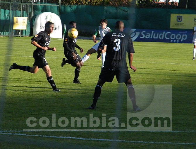 Equidad 1-1 Once Caldas, en el Metropolitano de Techo - Foto: Tomás Guzmán Torres - Colombia.com