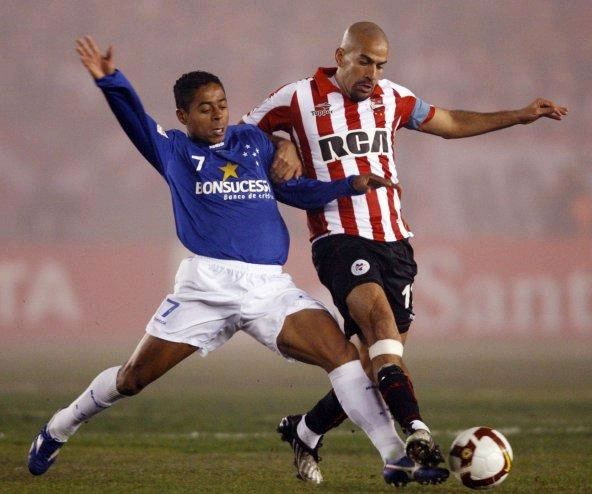 Estudiantes 0-0 Cruzeiro: Primer juego de la final en La Libertadortes - Foto: EFE