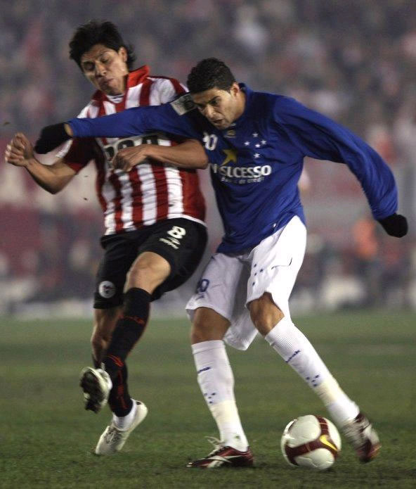 Estudiantes 0-0 Cruzeiro: Primer juego de la final en La Libertadortes - Foto: EFE
