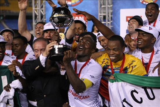 Final Copa Suramericana - Foto: EFE