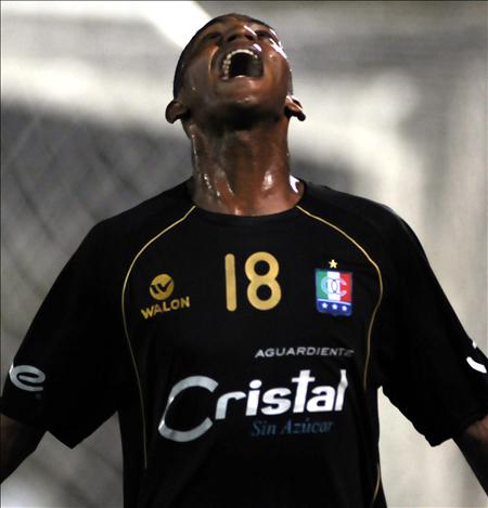 El debut de Once Caldas en la Copa Libertadores - Danny Santoya celebra el segundo gol. EFE