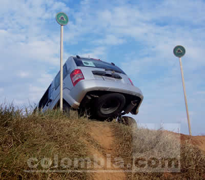 Pruebas al Jeep Cherokee Sport - Foto: Leonardo Quimbay