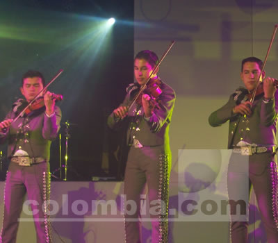Lanzamiento nuevo Mobil Super - Fotos: Luz Helena Quiceno - Leonardo Quimbay